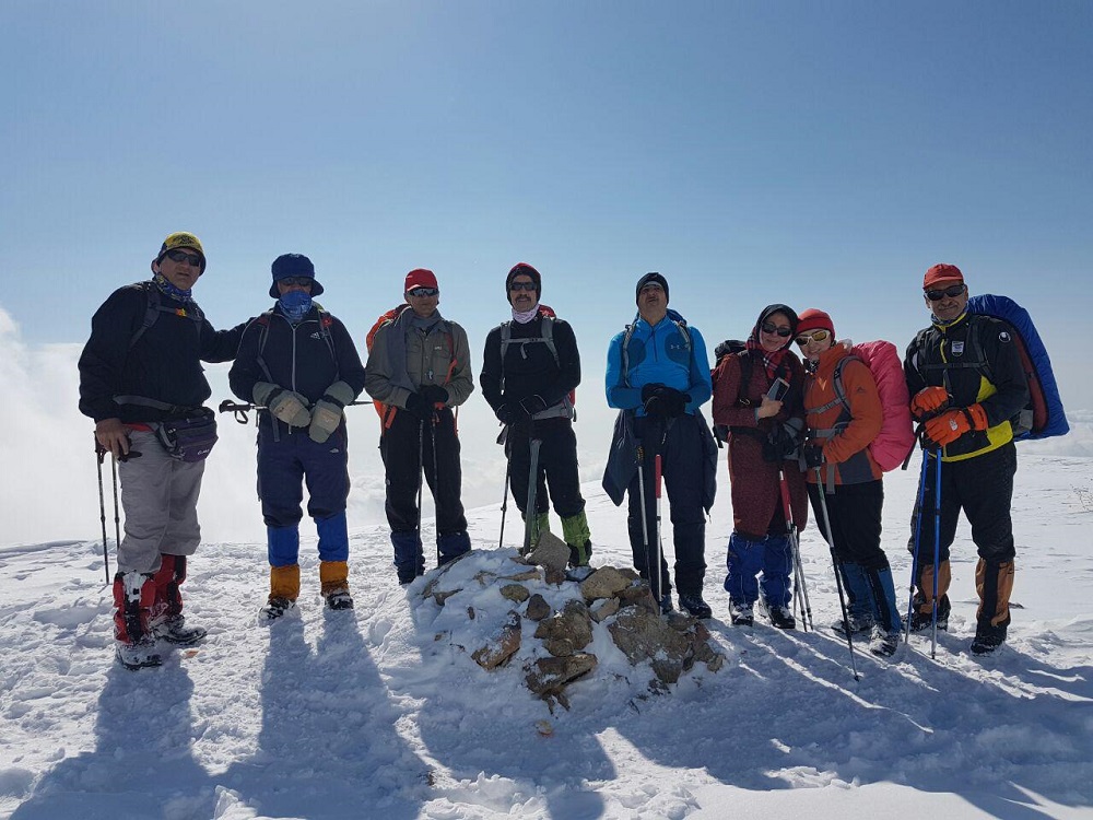گروه کوهنوردی پرسون - برنامه قله کماچال