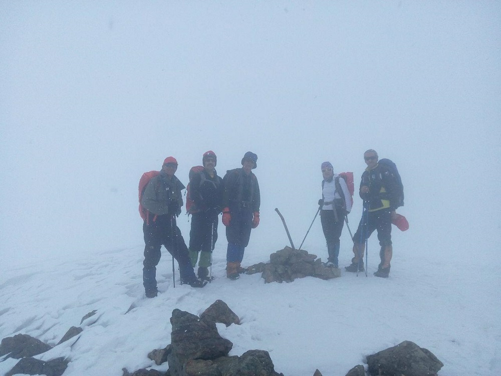 گروه کوهنوردی پرسون - قله کماچال