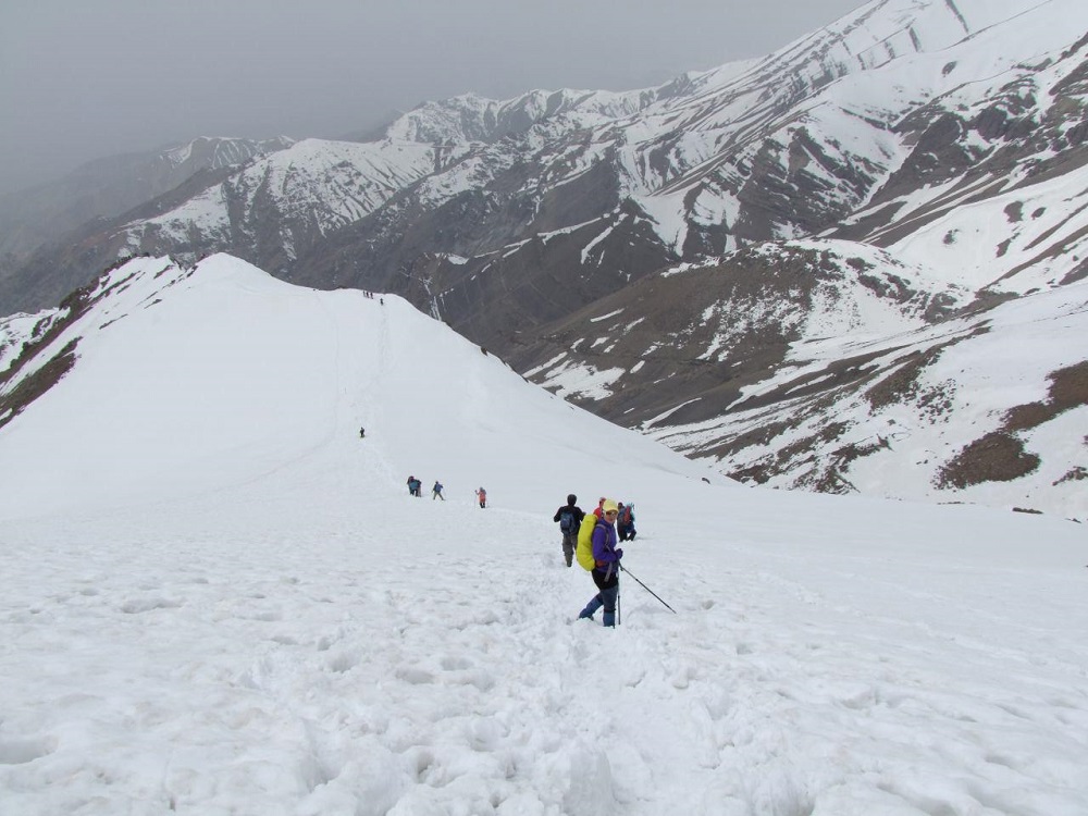 گروه کوهنوردی پرسون -  قله کولکچال از مسیر دره شرقی گردنه کولکچال - بازگشت