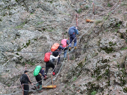 گروه کوهنوردی پرسون - برنامه دربند توچال - مسیر شیرپلا